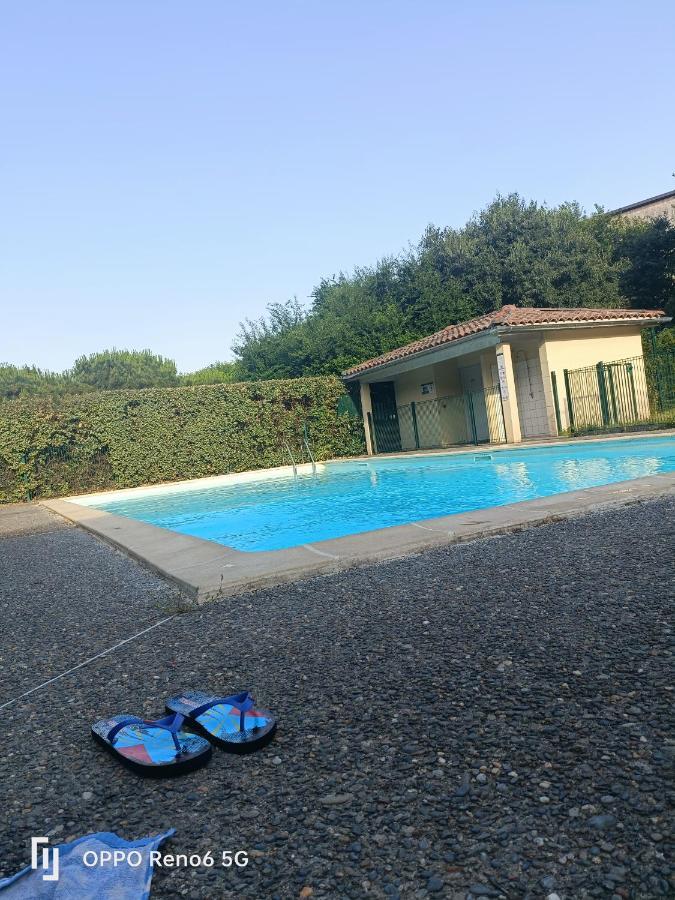Appartement Entier T2 Avec Piscine Paradis Entierement Meuble Proche Metro Toulouse Ngoại thất bức ảnh